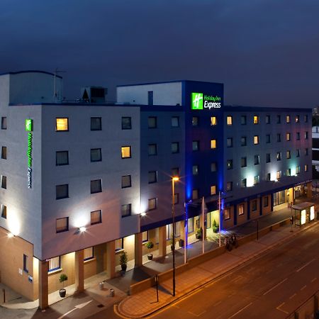 Holiday Inn Express Park Royal By Ihg Londres Exterior foto