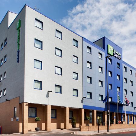 Holiday Inn Express Park Royal By Ihg Londres Exterior foto