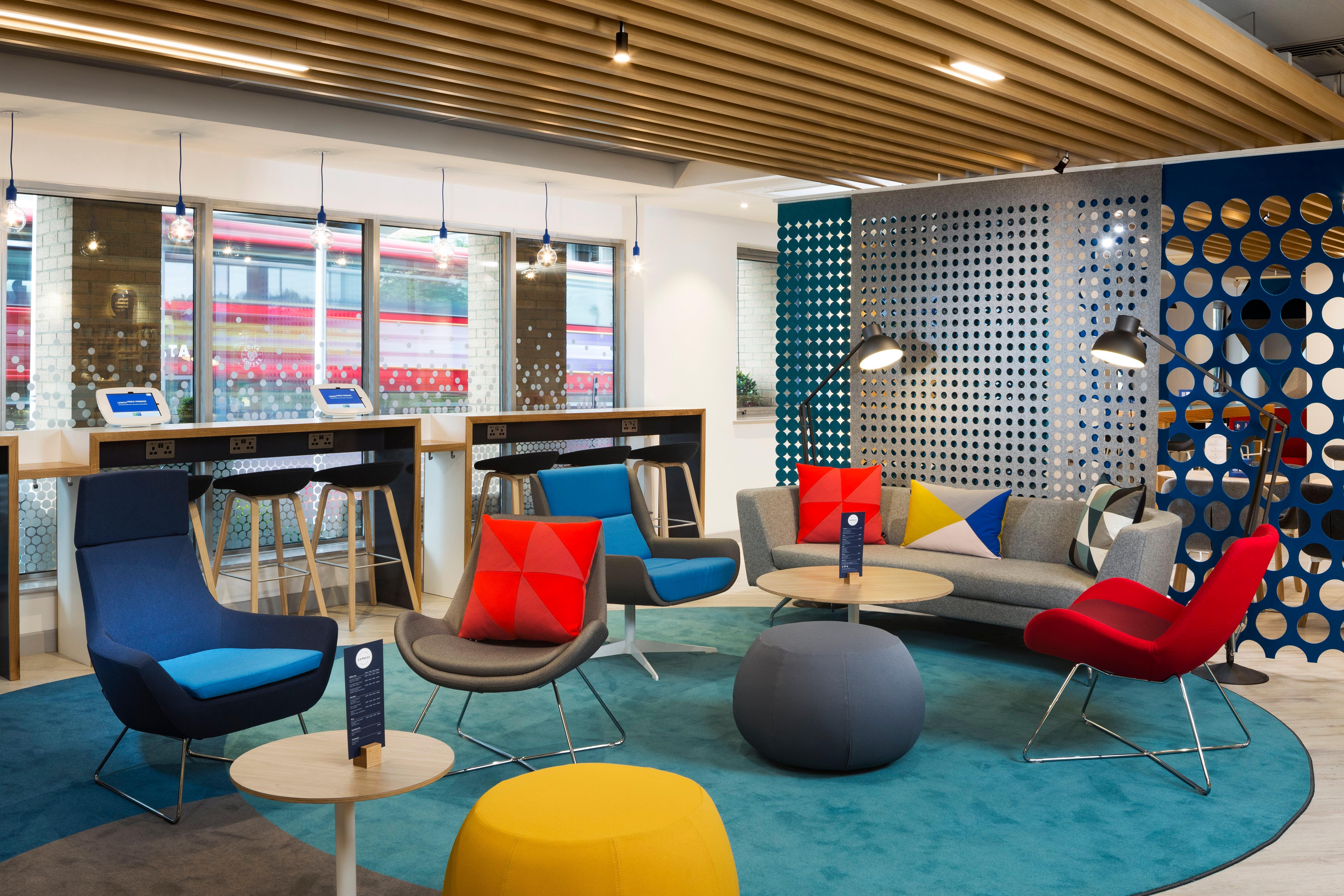 Holiday Inn Express Park Royal By Ihg Londres Exterior foto