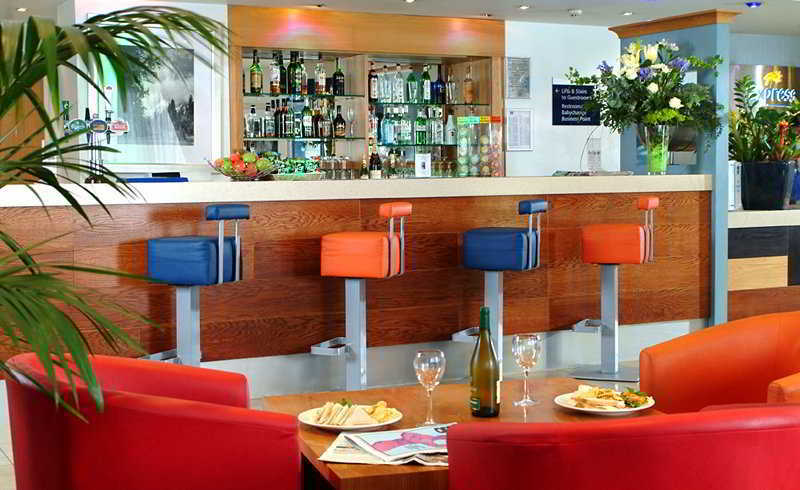 Holiday Inn Express Park Royal By Ihg Londres Restaurante foto