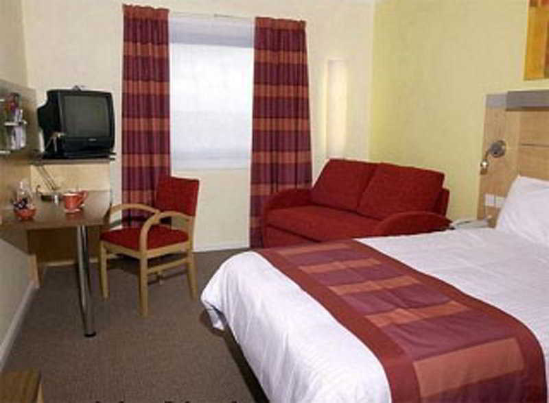 Holiday Inn Express Park Royal By Ihg Londres Exterior foto
