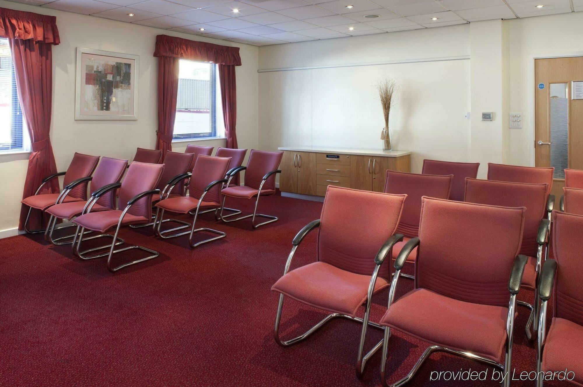 Holiday Inn Express Park Royal By Ihg Londres Instalações foto